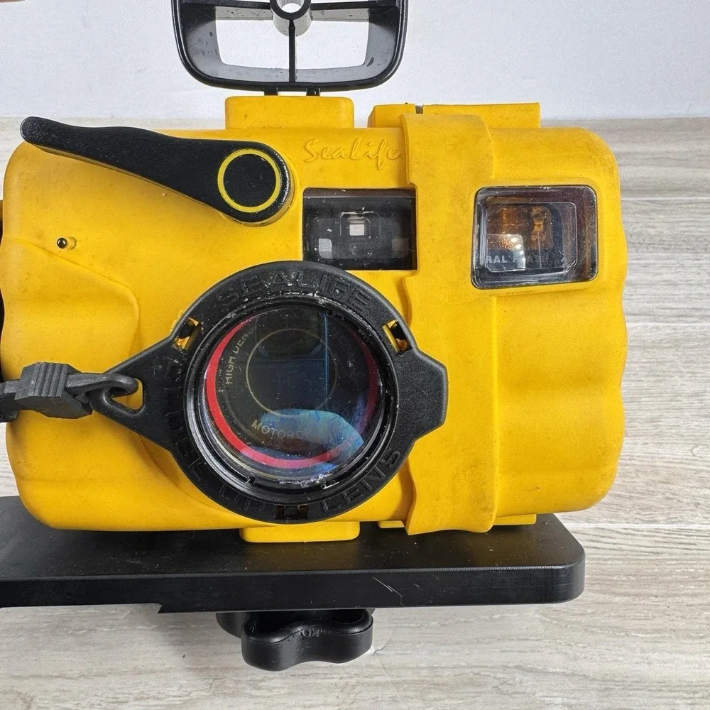 SeaLife ReefMaster‎ RC SL201 35mm Underwater Film Camera Housing Strobe